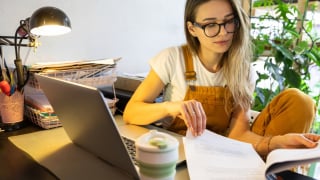 Năm 2025 – Thời cơ vàng để khởi nghiệp tại nhà với vốn ít, hiệu quả cao, gợi ý nhiều ý tưởng kinh doanh giúp bạn kiếm bộn tiền