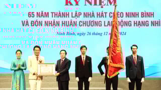 Nghệ sĩ Nhân dân quê Ninh Bình là Giám đốc Nhà hát chèo Ninh Bình xuất sắc ở vai trò đạo diễn và quản lý