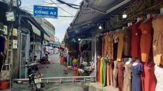 Những lo lắng về hóa đơn điện tử chờ giải đáp ở chợ đầu mối vải lớn nhất nhì TP.HCM