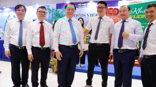 Hình ảnh Khai mạc Hội báo toàn quốc 2025, gian trưng bày Báo Nông thôn Ngày nay mang đậm chất Tam nông