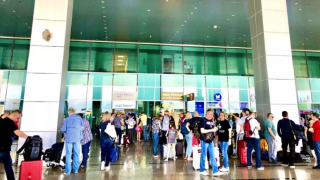 Du khách Nga ồ ạt trở lại Việt Nam