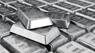 Giá bạc hôm nay 10/7: Lao dốc do áp lực từ lợi suất trái phiếu Mỹ