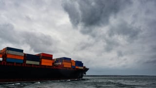 Chính sách thuế của ông Trump gây tổn thương nặng: 2000 tỷ USD 'bốc hơi' khỏi nền kinh tế toàn cầu