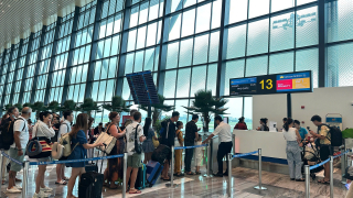 Cân nhắc phương án sân bay Tân Sơn Nhất 'chia lửa' với Long Thành