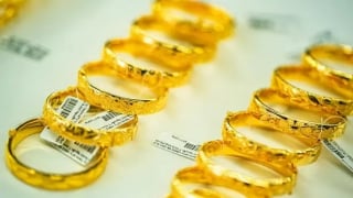 Giá vàng hôm nay 30/8: Vàng nhẫn tăng thêm gần 1 triệu đồng/lượng