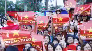 “Người dân được tặng 100.000 đồng ăn Tết Độc lập là món quà tinh thần vô cùng lớn lao”