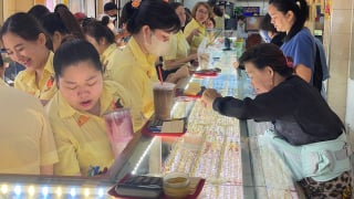 Giá vàng hôm nay đỉnh điểm, cảnh chưa từng thấy ở tiệm vàng dịp nghỉ lễ 2/9