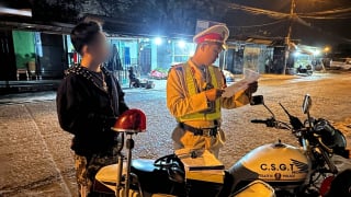Công an TP. Huế quyết liệt xử lý “quái xế”, vi phạm nồng độ cồn dịp Tết