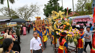 Vì sao một ông vua nhà Lý lại tức giận nhất thời sai đốt cả một cái chợ, nay là nơi tọa lạc một ngôi đền ở Hải Phòng?