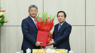 Chủ tịch UBND tỉnh Hưng Yên Nguyễn Mạnh Quyền được chỉ định chức vụ Đảng