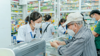 Bộ Y tế khuyến cáo: Tránh mua thuốc qua mạng xã hội, livestream