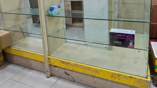 Chợ thuốc Hapulico vắng vẻ lạ thường: Nhiều quầy 'cửa đóng then cài'