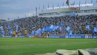 Thép Xanh Nam Định tri ân người hâm mộ bằng... 'vé vàng'