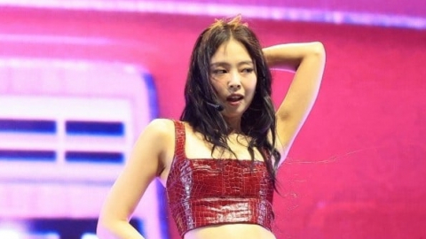 Jennie (BlackPink) bùng nổ ở Coachella