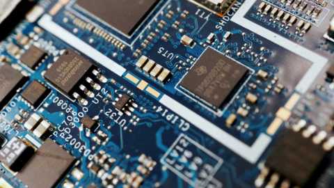 Mỹ bắt đầu điều tra được phẩm, chip để chuẩn bị áp thuế