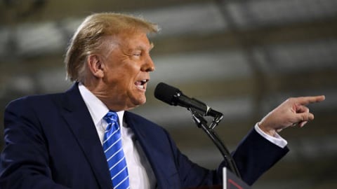 Ông Trump quay xe đột ngột với ông Putin, lớn tiếng đe doạ Nga