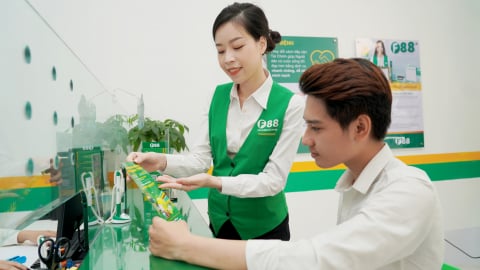 Chưa từng có tiền lệ: Doanh nghiệp tài chính 'bình dân' đầu tiên lên sàn