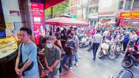 Có hiện tượng đầu cơ 'thổi giá' vàng