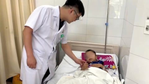 Bé 6 tuổi tổn thương vùng kín nghiêm trọng vì bị cuốn vào máy ép nước mía