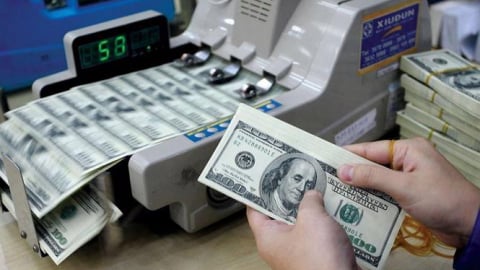 Từng dự báo tỷ giá USD sẽ hơn 27.000 đồng, ngân hàng lớn từ Singapore giải thích về dự báo mới