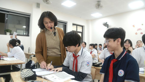  Dự kiến sắp tới tăng lương, bổ sung phụ cấp lần đầu tiên cho giáo viên, nhân viên trường học