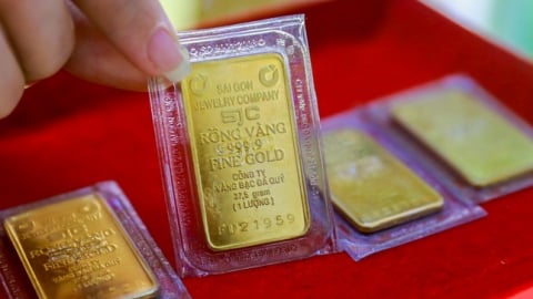 Giá vàng hôm nay 21/5 tăng mạnh mẽ, nguy cơ ‘gánh’ một đợt lao dốc mới