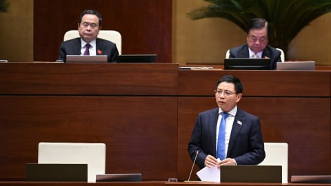 Đại biểu Quốc hội đề nghị tạm dừng Luật Đấu Thầu, Luật Quy hoạch, Bộ trưởng Nguyễn Văn Thắng nói 'không được'