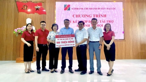 Agribank Quảng Nam đồng hành cùng Chương trình xóa nhà tạm, nhà dột nát