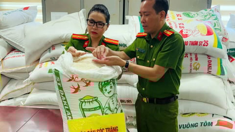 Hà Nội triệt phá đường dây sản xuất, tiêu thụ hơn 17 tấn ST25 - gạo ngon nhất thế giới' giả