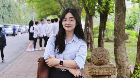 Cô giáo từng là thủ khoa 'bật mí' trọng tâm ôn thi môn Giáo dục Kinh tế và Pháp luật kỳ thi tốt nghiệp THPT 2025 đạt điểm tuyệt đối