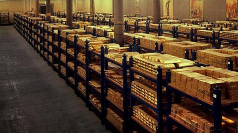 Các nước ồ ạt tích vàng sau căng thẳng Trung Đông, giá kim loại quý sắp 'nóng'?