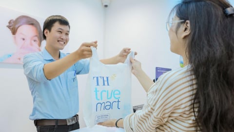 Cùng TH thúc đẩy tiêu dùng xanh và giảm rác thải nhựa với “Ngày không sử dụng túi ni-lông”