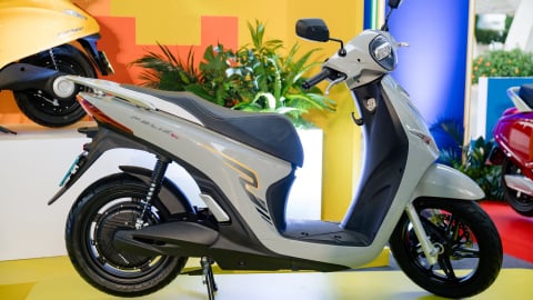 VinFast Feliz Neo chỉ 22,4 triệu đồng: Xe đẹp, bền, giá “mềm chưa từng có”