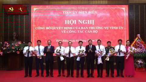 Điện Biên: Công bố quyết định điều động, bổ nhiệm cán bộ và thành lập cơ quan Ủy ban Mặt trận Tổ quốc Việt Nam tỉnh