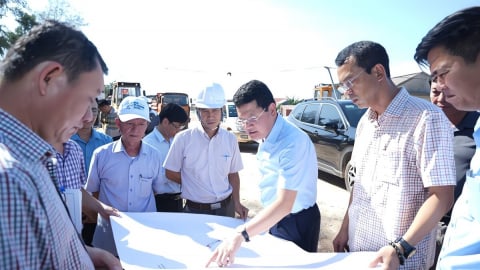 Công trình cầu vượt cửa biển nghìn tỷ vướng mặt bằng, lãnh đạo TP.Huế yêu cầu lập tổ công tác 