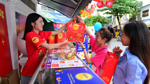 Thị trường bánh Trung thu 2025: Bánh 'nhà làm' thoái trào, thương hiệu lớn lên ngôi