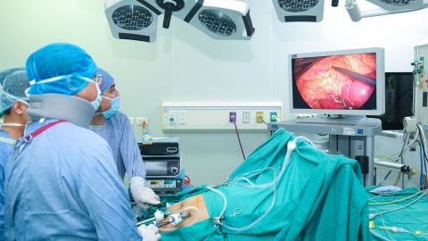 Hiếm gặp: Cụ ông cùng lúc mắc 2 bệnh ung thư nguy hiểm