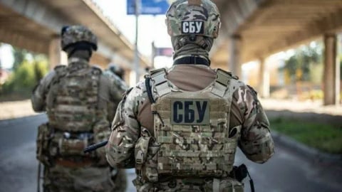 Ukraine phát hiện điệp viên trong Không quân Ukraine giúp Nga tấn công các sân bay có máy bay F-16 và Mirage