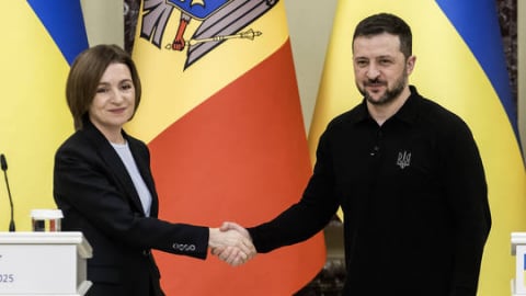 Sau Ukraine, liệu đất nước này có phải là dự án tiếp theo của phương Tây?