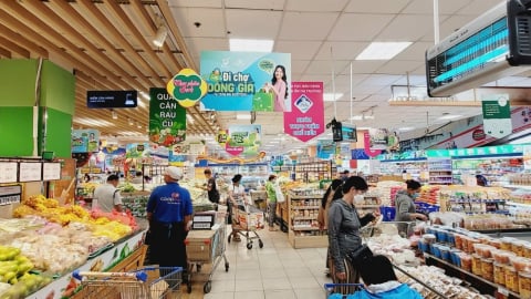 Tin hot thị trường ngày 11/8: Điều chỉnh tăng hàng loạt phí, TikTok Shop nói gì?