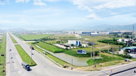 Bất động sản công nghiệp còn nhiều thách thức, bất chấp 'hút mạnh' dòng vốn FDI?