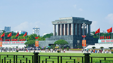 Tuyến buýt điện đặc biệt của tỷ phú Phạm Nhật Vượng sẽ miễn phí tới những điểm du lịch nào?