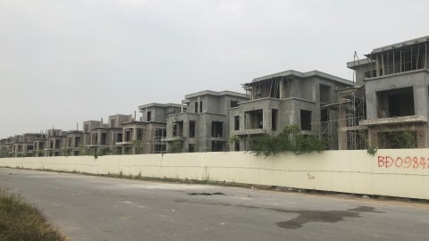 Nguyên nhân khiến nhà đầu tư 'lướt sóng' bất động sản ngày càng gặp khó? 