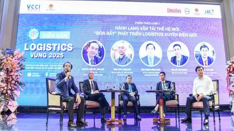 Gỡ điểm nghẽn, phát triển logistics xuyên biên giới tại Bắc Trung Bộ và duyên hải miền Trung