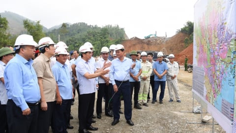 Tập trung máy móc, nhân lực để tăng tốc tiến độ 4 dự án cao tốc trọng điểm phía Bắc
