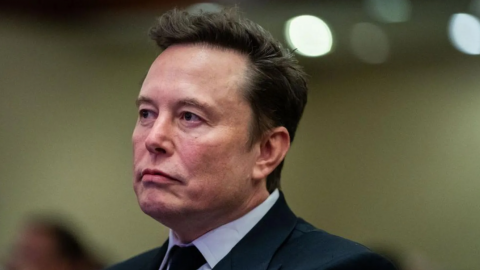 Công ty của Elon Musk kiện Apple và OpenAI