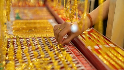 Tin hot thị trường ngày 7/9: NHNN phối hợp với Bộ Công an để quản lý thị trường vàng