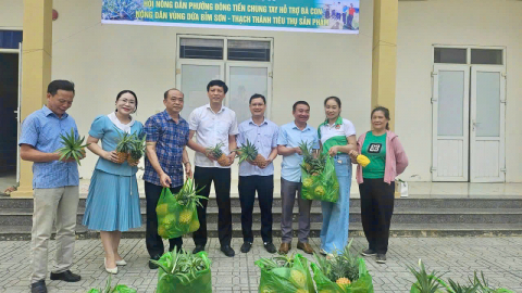 Hội Nông dân Thanh Hóa chung tay tiêu thụ dứa và tiếp sức nông dân vượt khó mùa thu hoạch