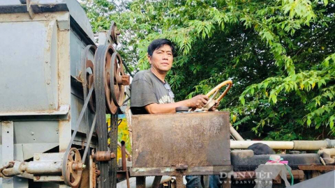 Ông nông dân sáng chế máy suốt các loại hạt, cả làng này ở Đồng Tháp phục lăn