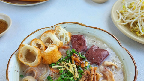 Mực khô đừng đem nướng mà nấu món này vừa lạ miệng vừa bổ dưỡng